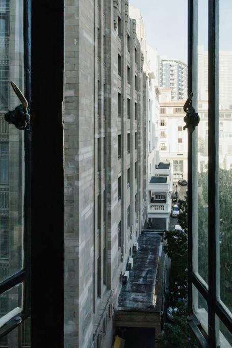 Kimberley Place * Cape Town